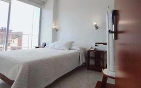 Hotel Manhattan Barbosa